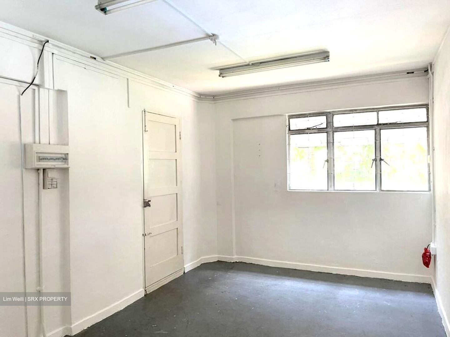 Jurong East Street 24 (D22), Shop House #575747111